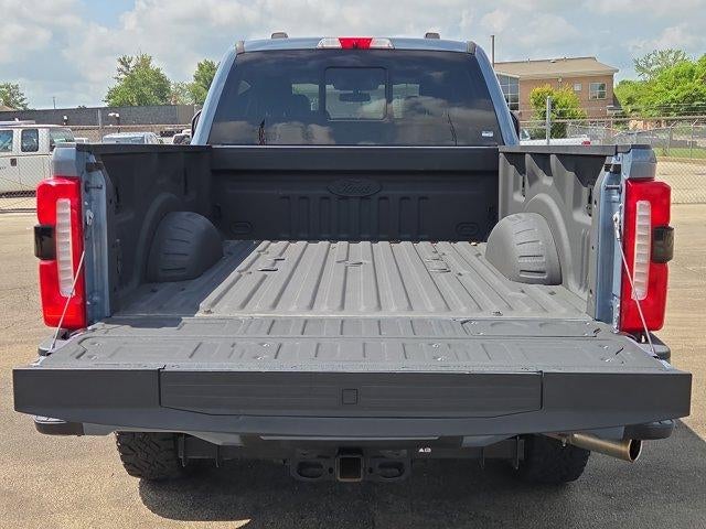 2023 Ford Super Duty F-250 SRW LARIAT 4WD Crew Cab 6.75' Box