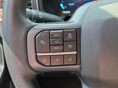 2023 Ford Super Duty F-250 SRW LARIAT 4WD Crew Cab 6.75' Box