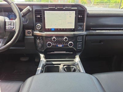 2023 Ford Super Duty F-250 SRW LARIAT 4WD Crew Cab 6.75' Box