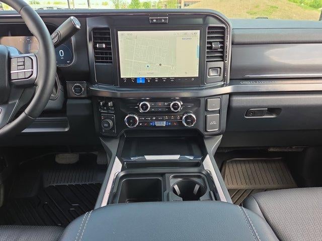 2025 Ford Super Duty F-250 SRW LARIAT 4WD Crew Cab 6.75' Box