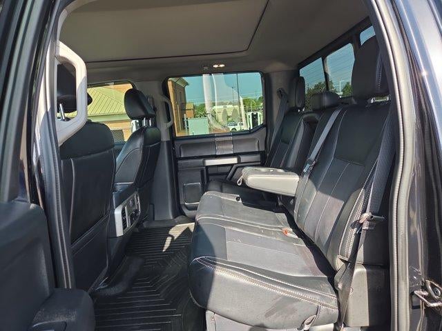 2021 Ford Super Duty F-350 DRW LARIAT 4WD Crew Cab 8' Box
