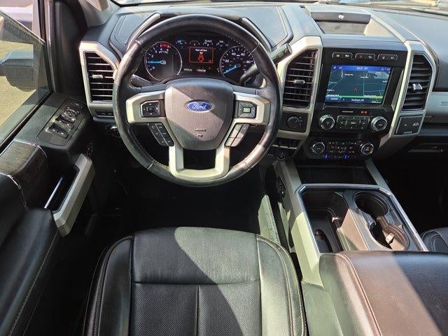 2021 Ford Super Duty F-350 DRW LARIAT 4WD Crew Cab 8' Box