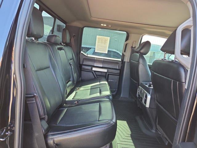 2021 Ford Super Duty F-350 DRW LARIAT 4WD Crew Cab 8' Box