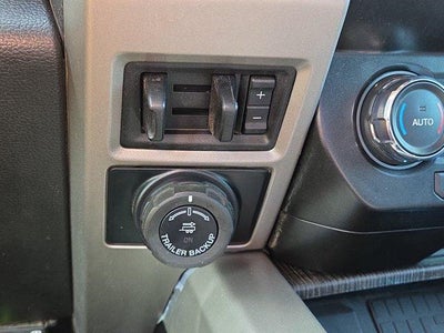 2021 Ford Super Duty F-350 DRW LARIAT 4WD Crew Cab 8' Box