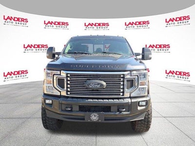 2021 Ford Super Duty F-350 DRW LARIAT 4WD Crew Cab 8' Box