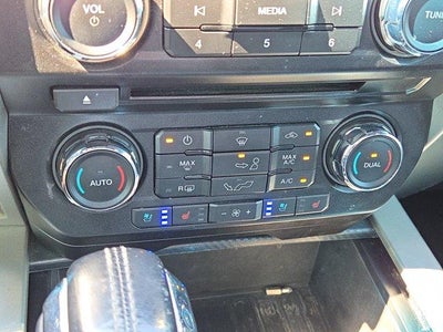 2018 Ford F-150 LARIAT 4WD SuperCrew 5.5' Box