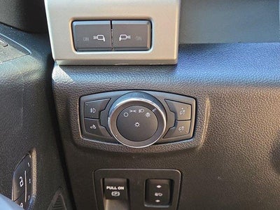2018 Ford F-150 LARIAT 4WD SuperCrew 5.5' Box