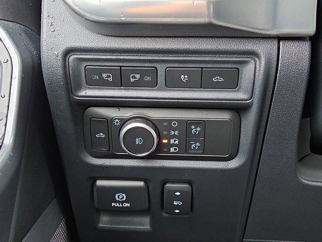 2021 Ford F-150 LARIAT 4WD SuperCrew 5.5' Box