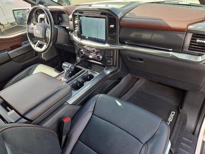 2022 Ford F-150 LARIAT 4WD SuperCrew 5.5' Box
