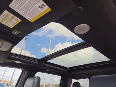 2022 Ford F-150 LARIAT 4WD SuperCrew 5.5' Box