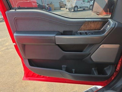 2022 Ford F-150 LARIAT 4WD SuperCrew 5.5' Box