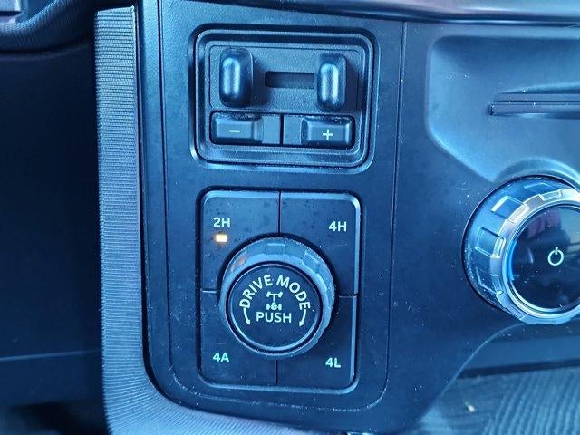 2022 Ford F-150 Platinum 4WD SuperCrew 5.5' Box