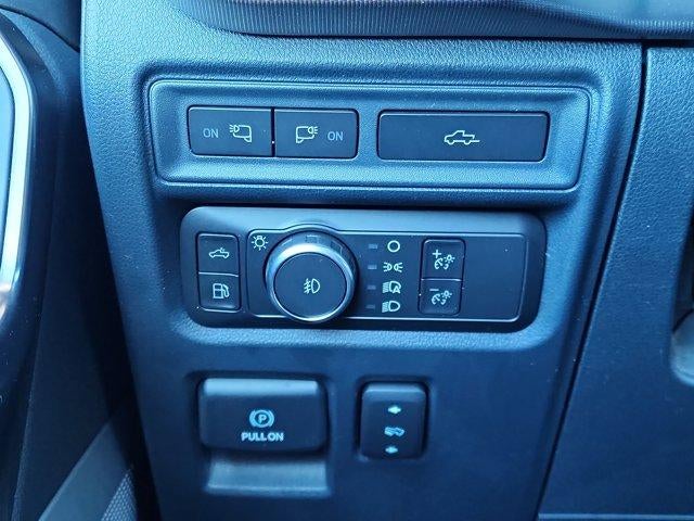 2022 Ford F-150 Platinum 4WD SuperCrew 5.5' Box