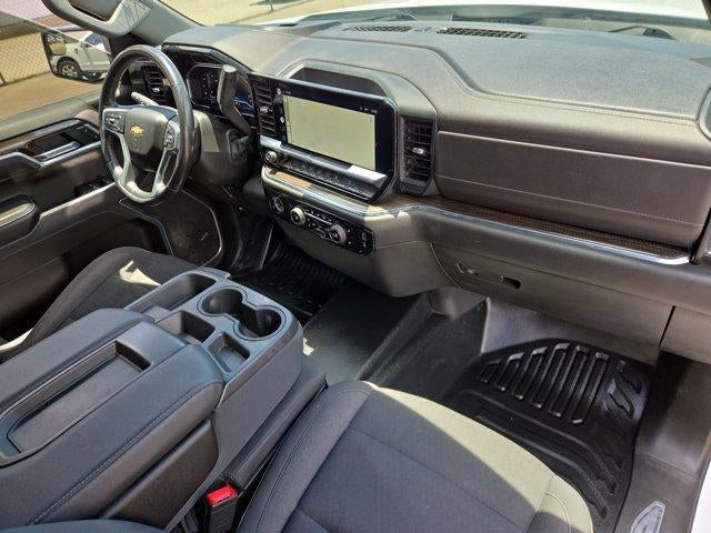 2022 Chevrolet Silverado 1500 Crew Cab Short Box 4-Wheel Drive LT 1LT