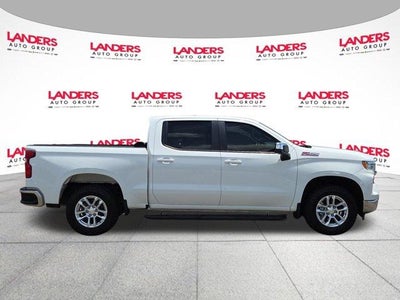 2022 Chevrolet Silverado 1500 Crew Cab Short Box 4-Wheel Drive LT 1LT