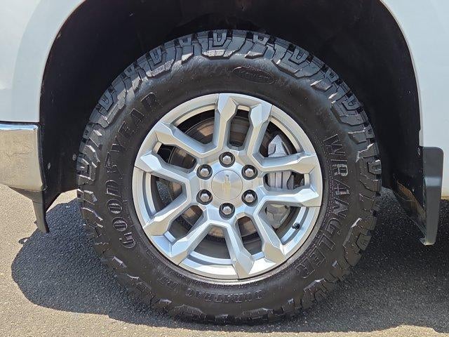 2022 Chevrolet Silverado 1500 Crew Cab Short Box 4-Wheel Drive LT 1LT