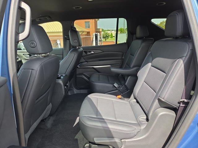 2025 Chevrolet Traverse LT w/2LT