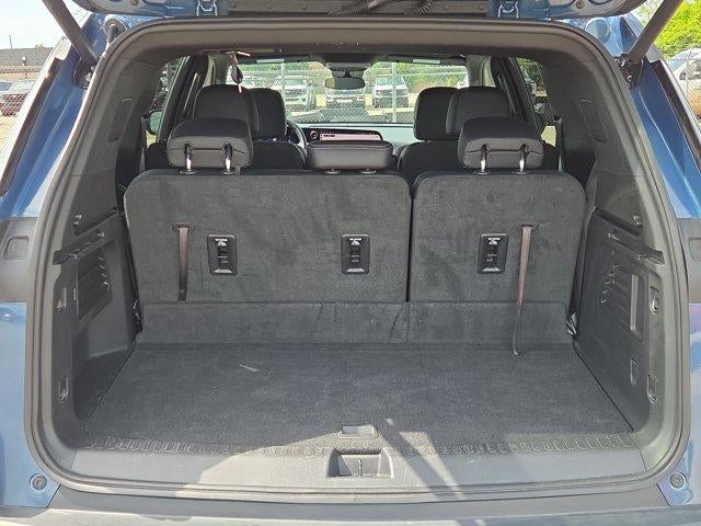 2025 Chevrolet Traverse LT w/2LT