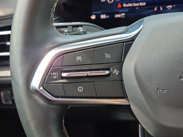 2025 Chevrolet Traverse LT w/2LT