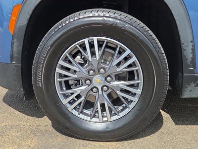 2025 Chevrolet Traverse LT w/2LT