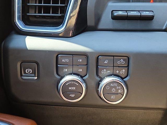 2024 GMC Sierra 2500 HD Crew Cab Standard Box 4-Wheel Drive Denali Ultimate