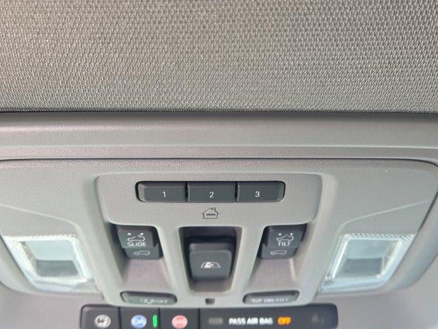 2025 GMC Sierra 2500 HD Crew Cab Standard Box 4-Wheel Drive Denali