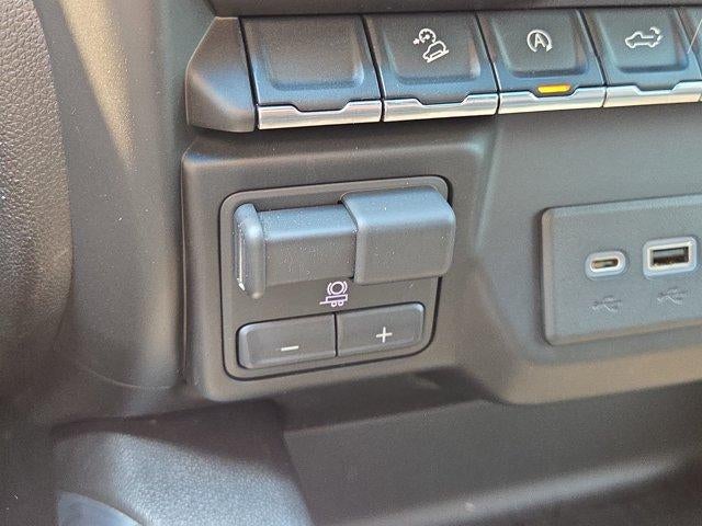 2021 GMC Sierra 1500 Crew Cab Short Box 4-Wheel Drive AT4