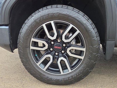 2022 GMC Sierra 1500 Limited Crew Cab Short Box 4-Wheel Drive AT4