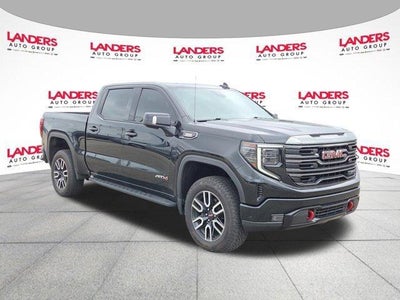 2022 GMC Sierra 1500 Crew Cab Short Box 4-Wheel Drive AT4