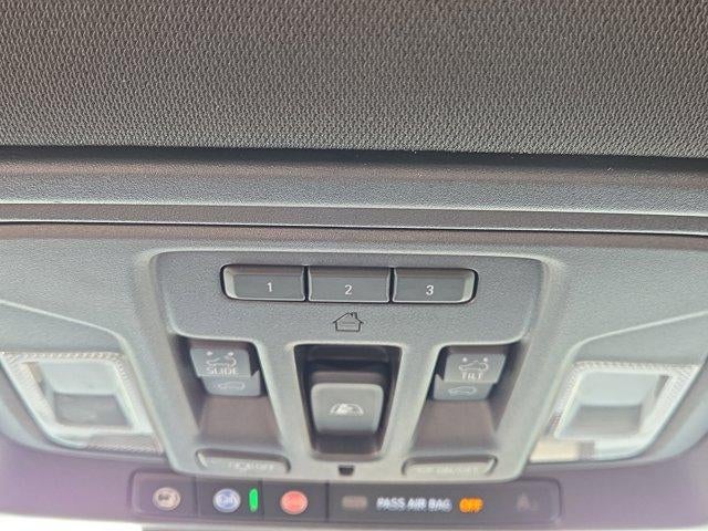 2022 GMC Sierra 1500 Crew Cab Short Box 4-Wheel Drive AT4