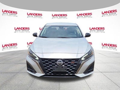 2024 Nissan Altima 2.5 SR Sedan