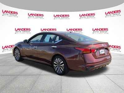 2024 Nissan Altima 2.5 SV Sedan