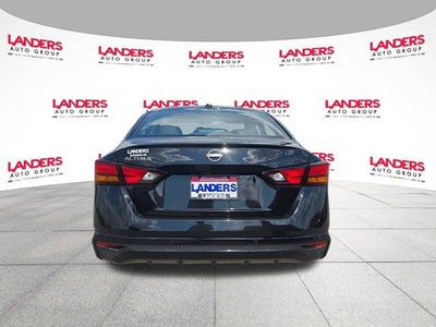2025 Nissan Altima SV FWD