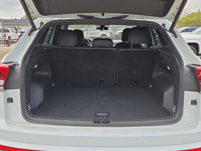 2025 Volkswagen Atlas Cross Sport 2.0T SE w/Technology FWD