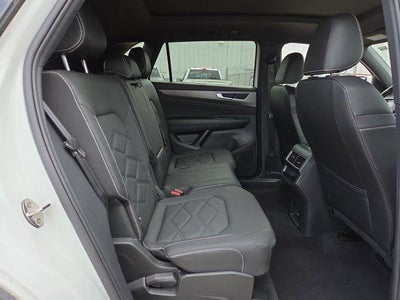 2025 Volkswagen Atlas Cross Sport 2.0T SE w/Technology FWD