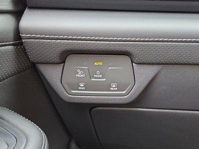 2025 Volkswagen Atlas Cross Sport 2.0T SE w/Technology FWD