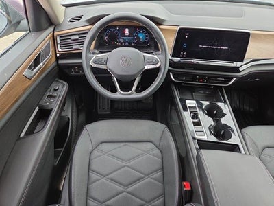 2024 Volkswagen Atlas 2.0T SE w/Technology FWD