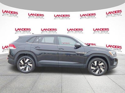 2024 Volkswagen Atlas Cross Sport 2.0T SE w/Technology FWD