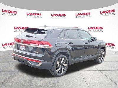 2024 Volkswagen Atlas Cross Sport 2.0T SE w/Technology FWD