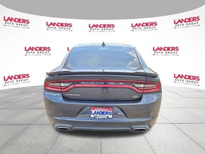 2016 Dodge Charger 4dr Sdn SXT RWD