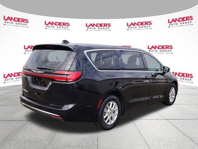 2024 Chrysler Pacifica Touring L FWD
