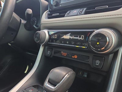 2021 Toyota RAV4 XLE Premium FWD (Natl)
