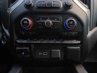 2020 Chevrolet Silverado 1500 Crew Cab Short Box 4-Wheel Drive RST