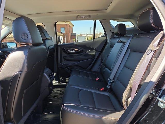 2024 GMC Terrain AWD 4dr AT4