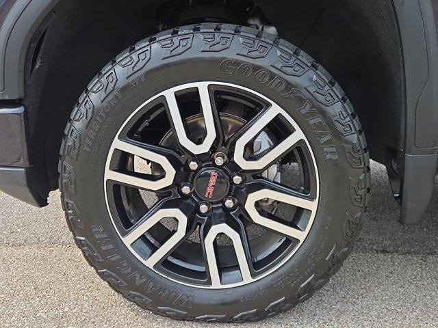 2022 GMC Sierra 1500 Crew Cab Short Box 4-Wheel Drive AT4