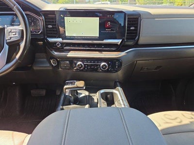 2024 GMC Sierra 1500 Crew Cab Short Box 4-Wheel Drive SLT