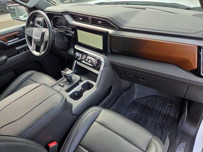 2023 GMC Sierra 1500 Crew Cab Short Box 4-Wheel Drive Denali