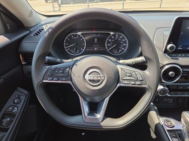 2024 Nissan Sentra SV CVT