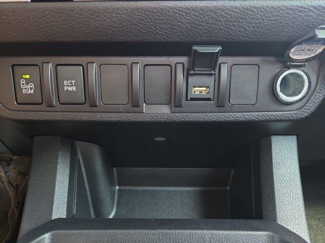 2022 Toyota Tacoma 2WD 2WD SR5 Access Cab 6' Bed V6 AT (Natl)