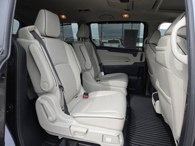 2025 Honda Odyssey Touring Auto
